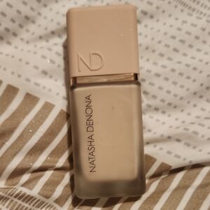 Natasha Denona HyGlam Foundation